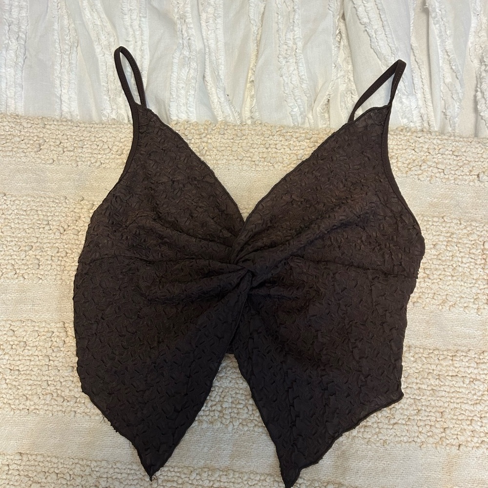 Twist Front Textured Crop Top - Black